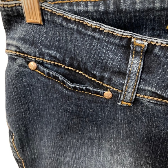 Big Seven | Flare Leg Jeans - Picture 6 of 10